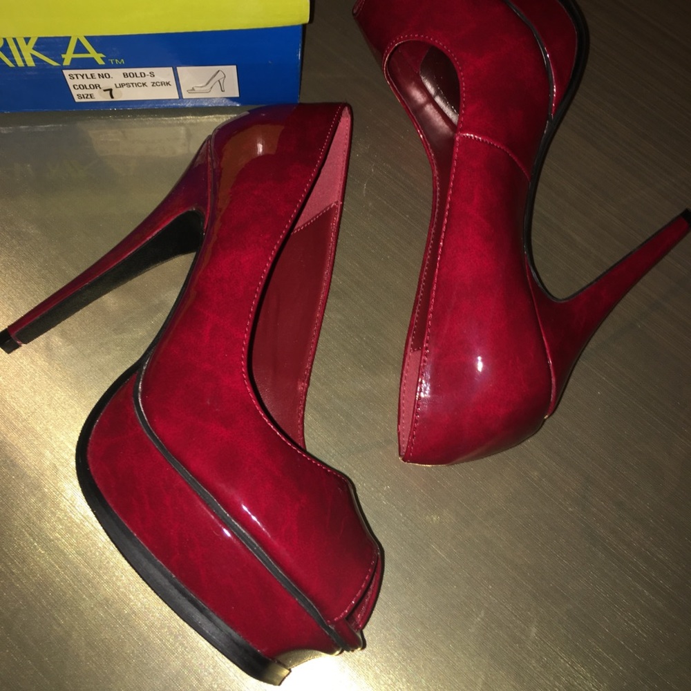 Red Platform Heels - Picture 6 of 6